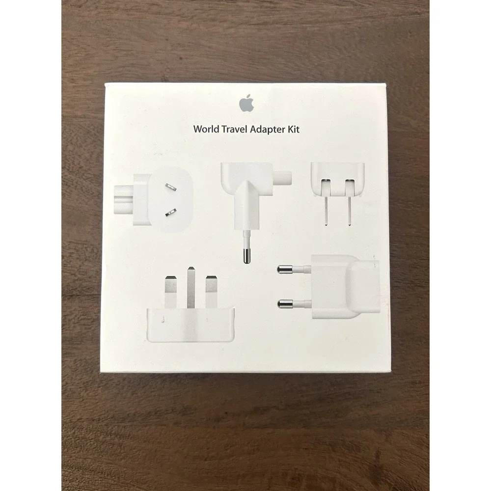Apple World Travel Adapter Kit MD837AM/A White MISSING EUROPE / BRAZIL ADAPTERS